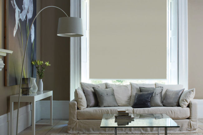cortina roller black out living beige 02