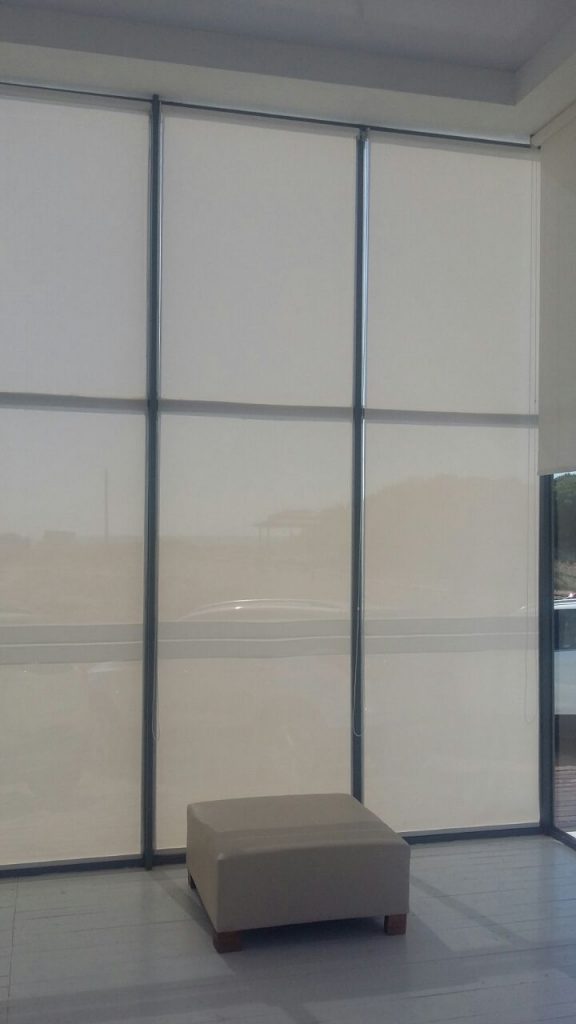 cortinas roller screen stand ford pinamar