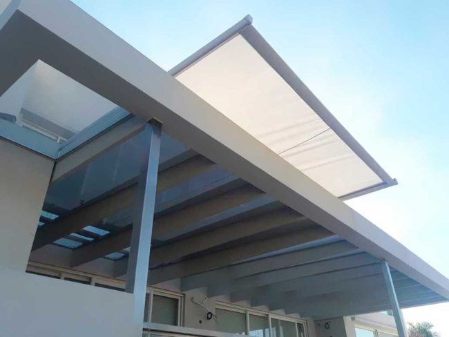 instalaciondo toldo techo cristal vidriado giotto vidrio galeria lona sunworker microperforada